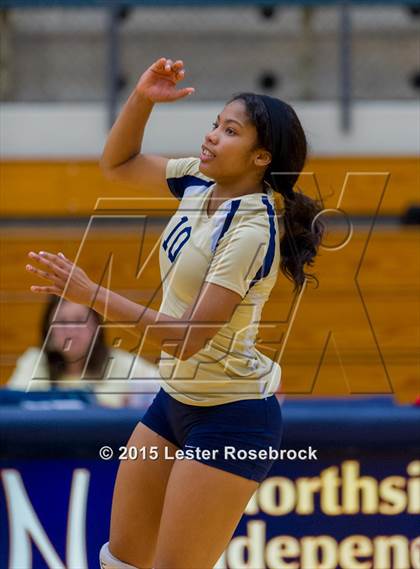 Thumbnail 2 in O'Connor vs. Taft photogallery.