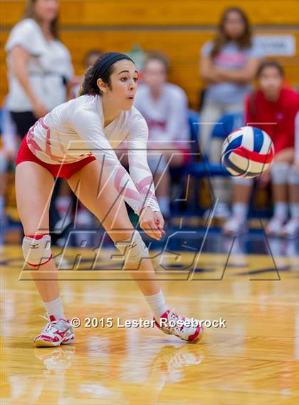 Thumbnail 2 in O'Connor vs. Taft photogallery.