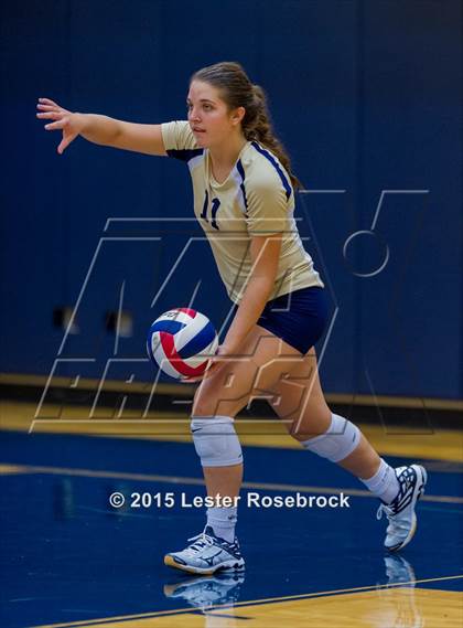 Thumbnail 3 in O'Connor vs. Taft photogallery.