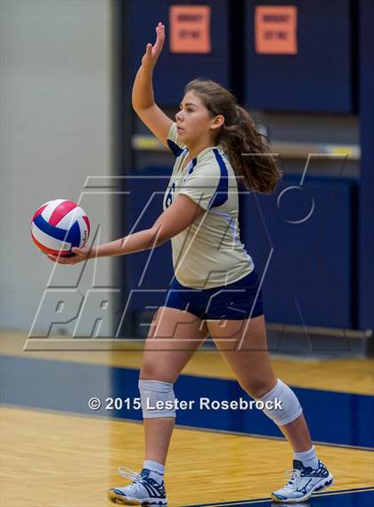 Thumbnail 2 in O'Connor vs. Taft photogallery.