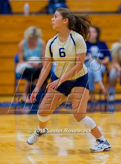 Thumbnail 3 in O'Connor vs. Taft photogallery.