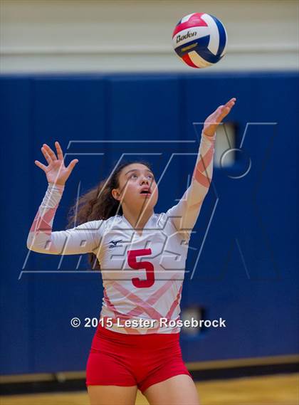 Thumbnail 3 in O'Connor vs. Taft photogallery.