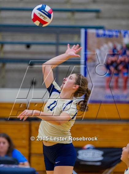 Thumbnail 1 in O'Connor vs. Taft photogallery.