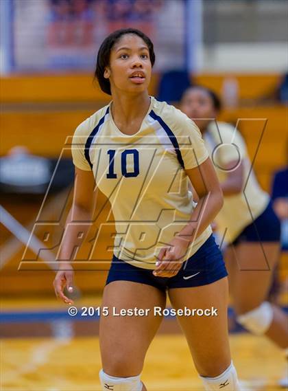 Thumbnail 1 in O'Connor vs. Taft photogallery.