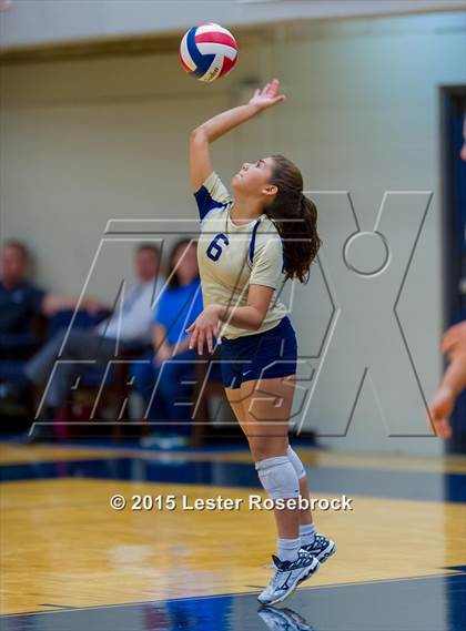 Thumbnail 3 in O'Connor vs. Taft photogallery.