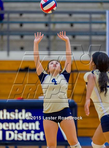 Thumbnail 2 in O'Connor vs. Taft photogallery.