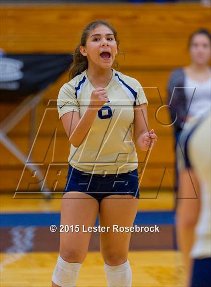 Thumbnail 3 in O'Connor vs. Taft photogallery.