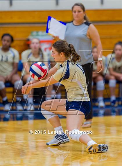 Thumbnail 2 in O'Connor vs. Taft photogallery.