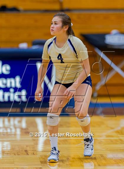 Thumbnail 3 in O'Connor vs. Taft photogallery.