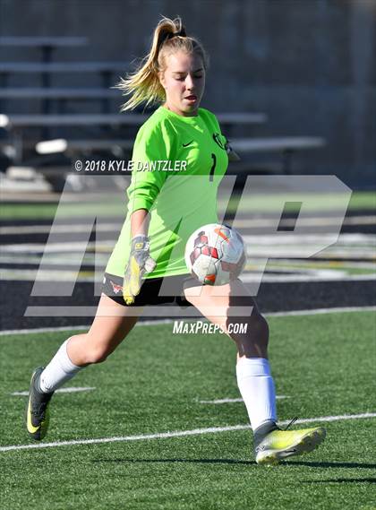 Thumbnail 3 in Grapevine vs Steele Canyon (National Elite Prep Showcase) photogallery.