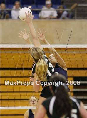 Thumbnail 3 in Woodcreek vs Oak Ridge (SJS D2 Final) photogallery.