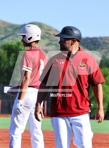 Thumbnail 3 in Oaks Christian vs Thousand Oaks photogallery.