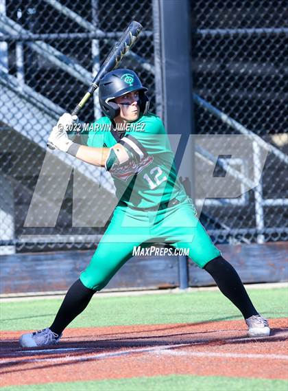 Thumbnail 3 in Oaks Christian vs Thousand Oaks photogallery.