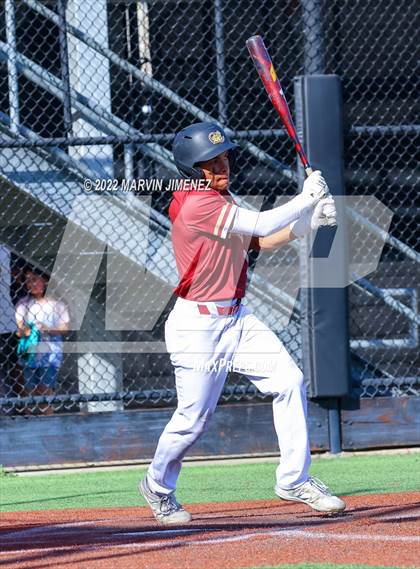 Thumbnail 2 in Oaks Christian vs Thousand Oaks photogallery.