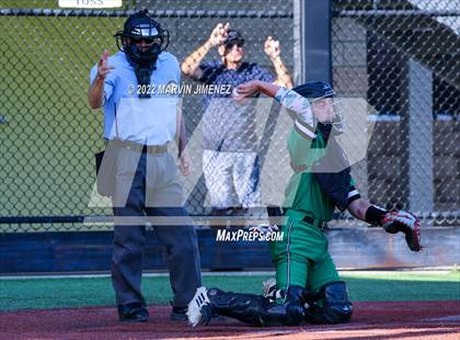 Thumbnail 3 in Oaks Christian vs Thousand Oaks photogallery.