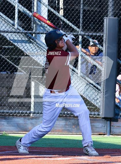 Thumbnail 2 in Oaks Christian vs Thousand Oaks photogallery.