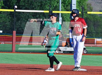 Thumbnail 3 in Oaks Christian vs Thousand Oaks photogallery.