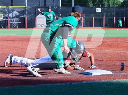 Thumbnail 1 in Oaks Christian vs Thousand Oaks photogallery.