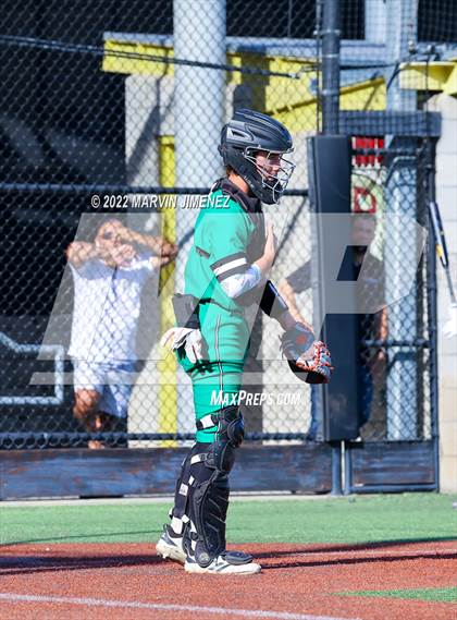 Thumbnail 2 in Oaks Christian vs Thousand Oaks photogallery.