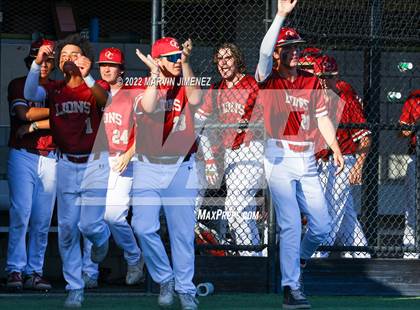 Thumbnail 2 in Oaks Christian vs Thousand Oaks photogallery.