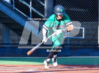 Thumbnail 2 in Oaks Christian vs Thousand Oaks photogallery.