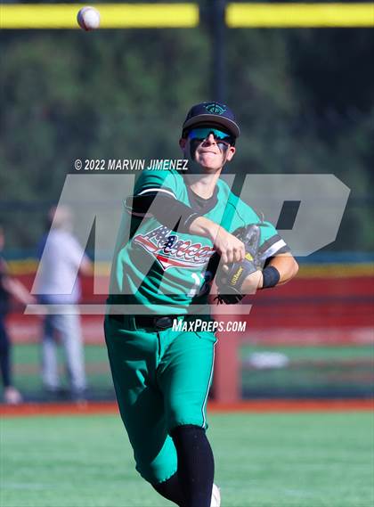 Thumbnail 1 in Oaks Christian vs Thousand Oaks photogallery.