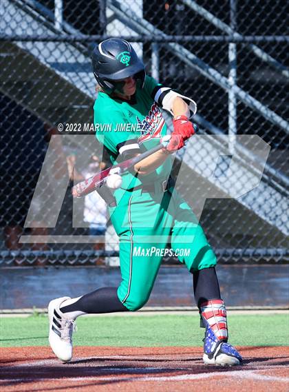 Thumbnail 1 in Oaks Christian vs Thousand Oaks photogallery.