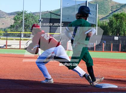 Thumbnail 2 in Oaks Christian vs Thousand Oaks photogallery.