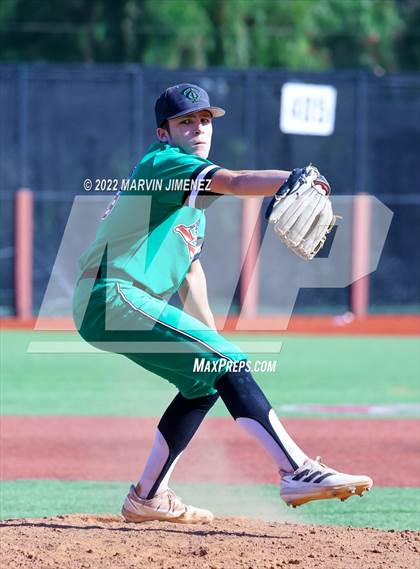 Thumbnail 1 in Oaks Christian vs Thousand Oaks photogallery.