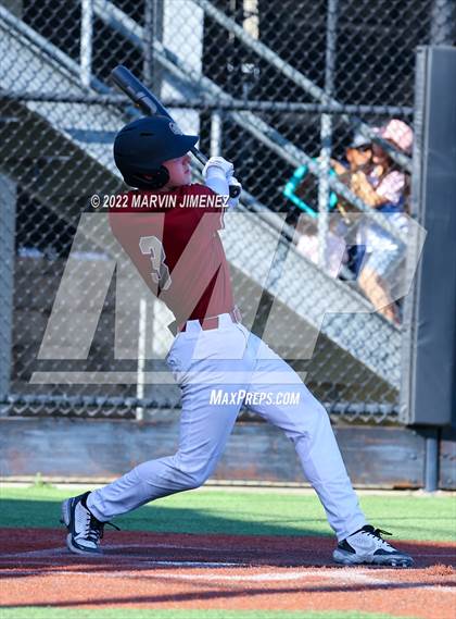Thumbnail 2 in Oaks Christian vs Thousand Oaks photogallery.