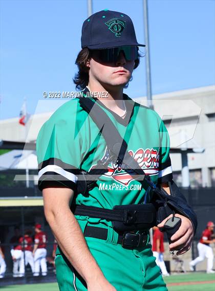 Thumbnail 1 in Oaks Christian vs Thousand Oaks photogallery.