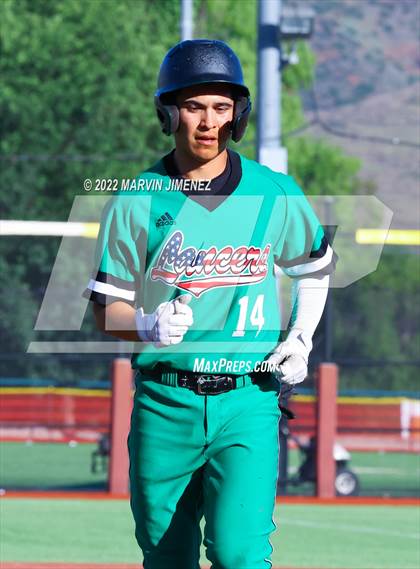 Thumbnail 3 in Oaks Christian vs Thousand Oaks photogallery.