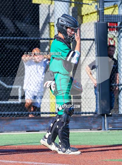 Thumbnail 3 in Oaks Christian vs Thousand Oaks photogallery.