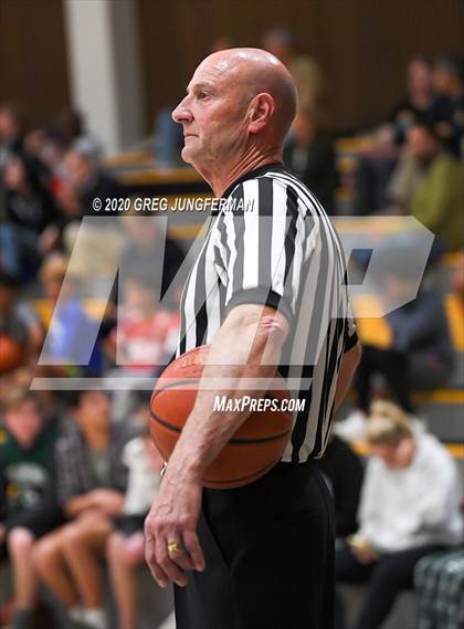 Thumbnail 2 in Miramonte vs. Branson (CIF NCS D3 Semi-Final) photogallery.