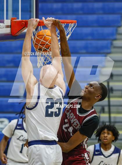 Thumbnail 1 in Carver @ Lovett photogallery.