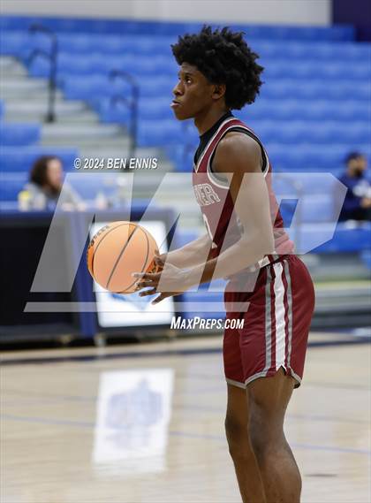 Thumbnail 1 in Carver @ Lovett photogallery.