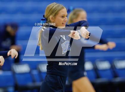 Thumbnail 3 in Carver @ Lovett photogallery.