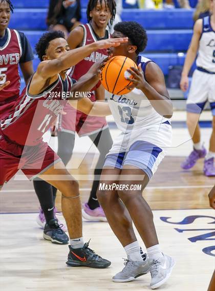 Thumbnail 2 in Carver @ Lovett photogallery.