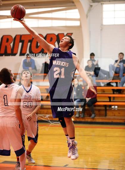 Thumbnail 3 in Miami-Yoder vs. Jim Elliot Christian photogallery.