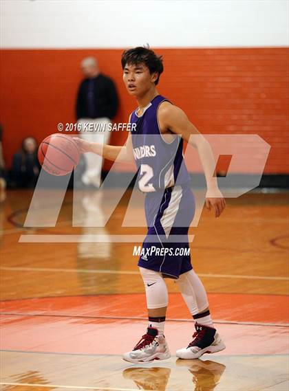 Thumbnail 1 in Miami-Yoder vs. Jim Elliot Christian photogallery.