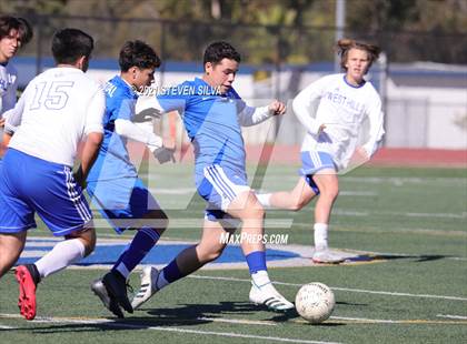 Thumbnail 3 in Central Union vs. West Hills photogallery.