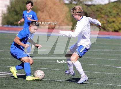 Thumbnail 2 in Central Union vs. West Hills photogallery.