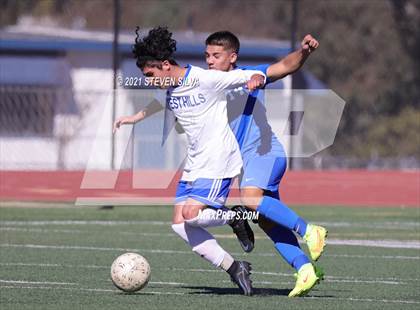 Thumbnail 2 in Central Union vs. West Hills photogallery.
