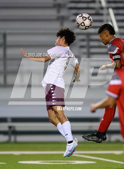Thumbnail 2 in Round Rock vs Lee (UIL 6A Region 4 Area) photogallery.