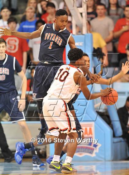 Thumbnail 3 in Winston-Salem Prep vs. Voyager Academy (NCHSAA 1A Final)  photogallery.
