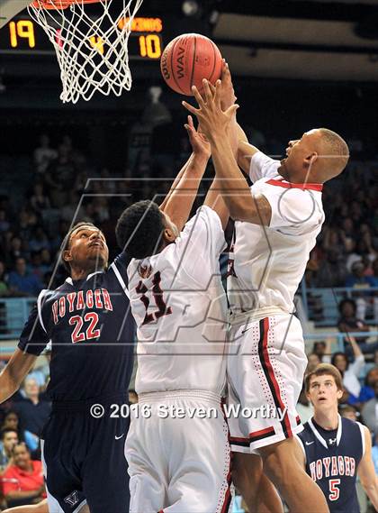 Thumbnail 2 in Winston-Salem Prep vs. Voyager Academy (NCHSAA 1A Final)  photogallery.