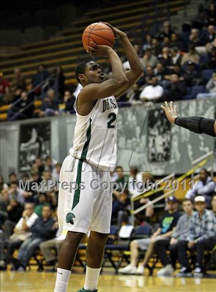 Thumbnail 3 in Sheldon @ De La Salle (MLK Classic) photogallery.