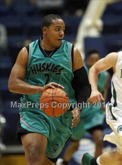 Thumbnail 1 in Sheldon @ De La Salle (MLK Classic) photogallery.