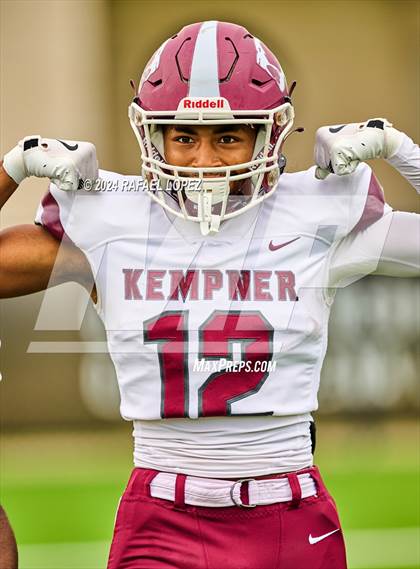 Thumbnail 2 in Fort Bend Kempner @ Pasadena photogallery.