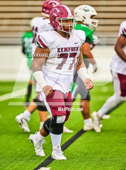 Thumbnail 1 in Fort Bend Kempner @ Pasadena photogallery.